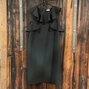 Very Moda ruffle collar dress